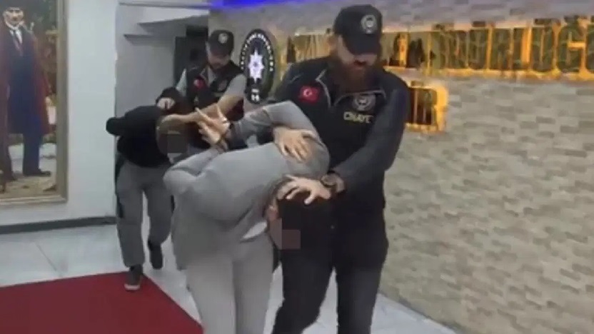 İzmir'de intihar sanılan olay ‘miras cinayeti' çıktı