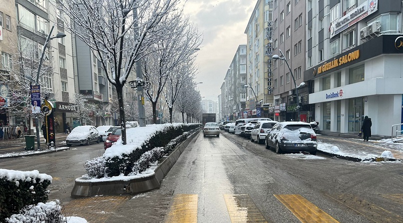 Meteoroloji tarih verdi: Salı günü Çankırı, etkili kar yağışlı