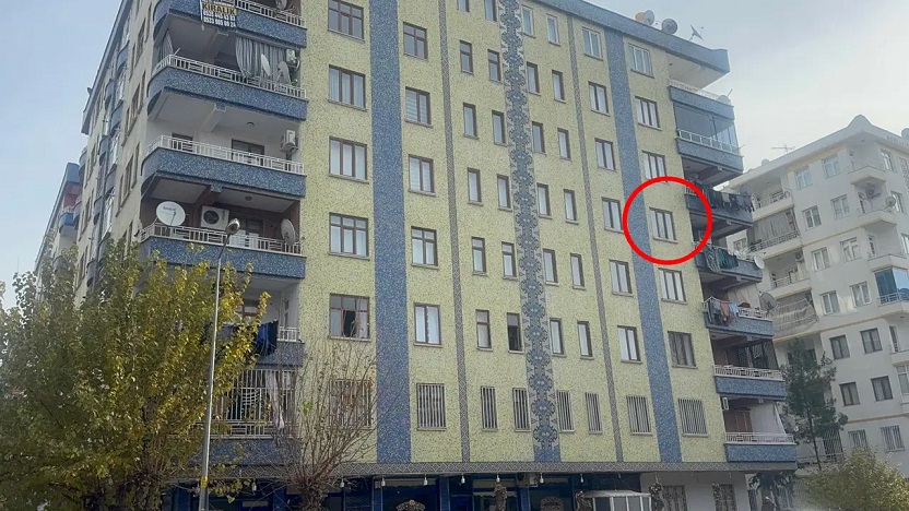 Diyarbakır'da kan donduran olay: 3 aylık bebeğini pencereden attı!