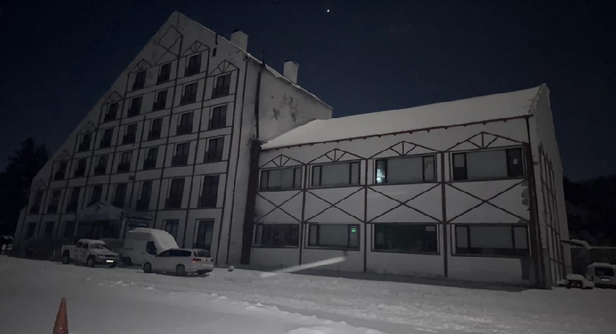 Pavyona-gazinoya 'ruhsat' verenler, milyon dolarlık tesise kilit vurdular!