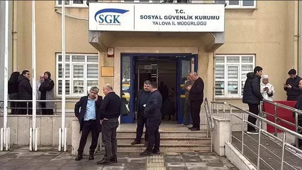 Yalova'da emekli edilmediğini öğrenince SGK avukatını öldürdü!