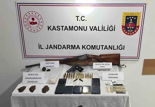 Kastamonu İl Jandarma'dan uyuşturucu operasyonu: Sekiz gözaltı