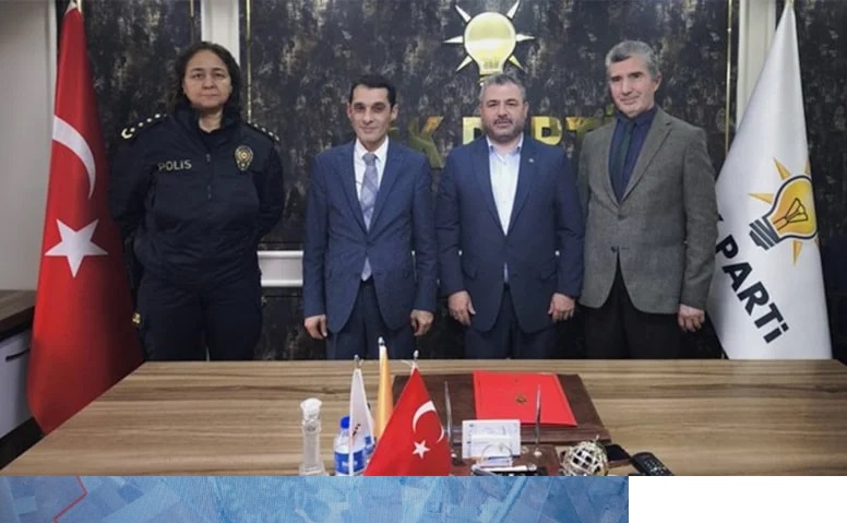 Narlıdere Kaymakamı'nın bu fotoğrafı ilçeyi ayağa kaldırdı