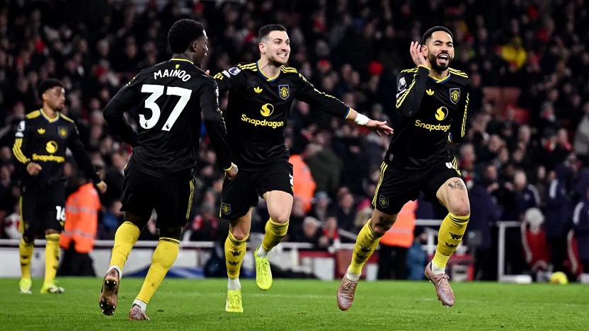 Premier Lig'de müthiş düelloda kazanan Manchester United