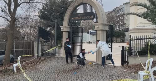 Kağıthane'de dehşet... Annesinin cenazesinde kardeşini öldürdü