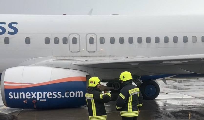 Kalkışa hazırlanan Sun Express uçağının tekerlekleri koptu, kanadı delindi!