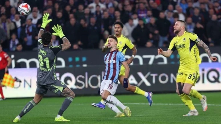 Ümit Özat, Fenerbahçeli yıldızı yerden yere vurdu: Sıfır oğlu sıfır