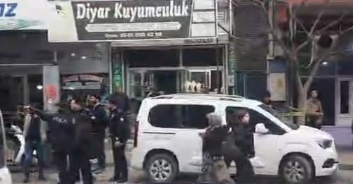 Üçü de 17 yaşında! Gaziantep'te silahlı, maskeli kuyumcu soygunu