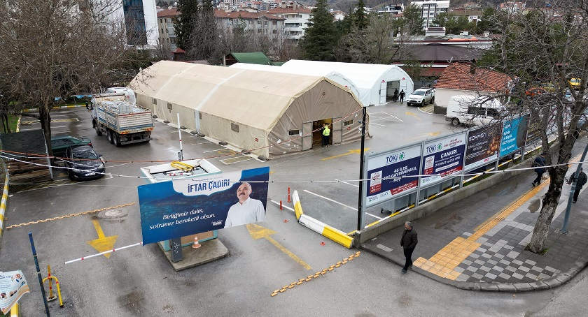 Çankırı Belediyesi'nden bin kişilik 'iftar' çadırı