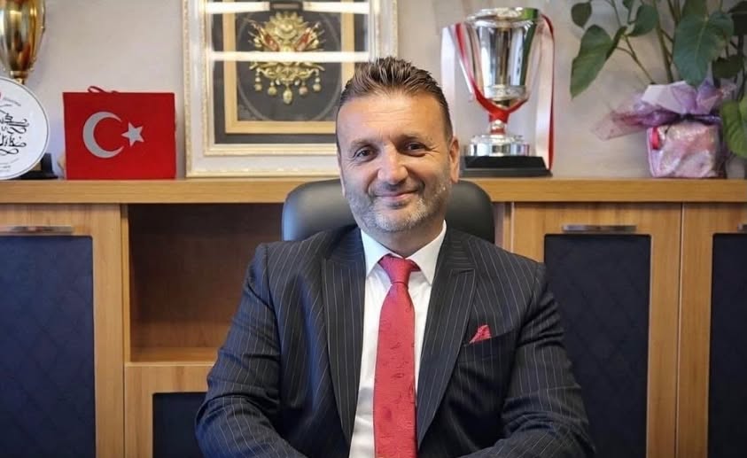 MHP'li Eynesil Belediye Başkanı'na AKP'li Meclis Üyesi'nden saldırı!