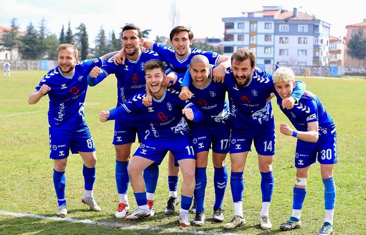 Çankırı FK, deplasmanda Merzifonspor'u 3-0 mağlup etti