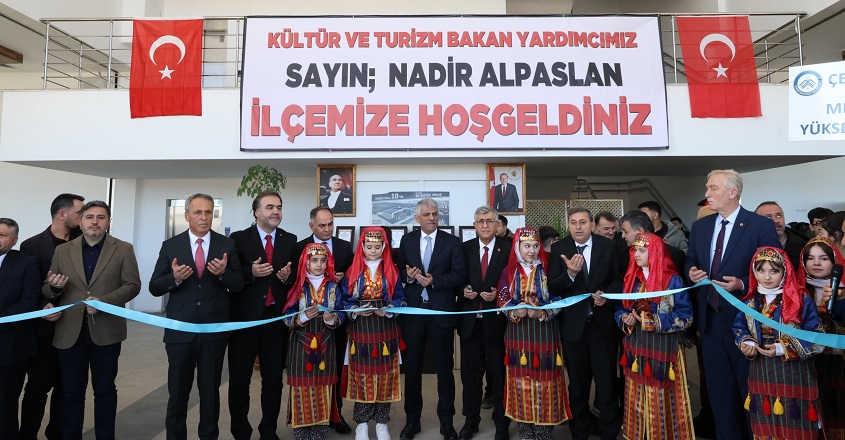 Çerkeş’te Kemer Köprü Halk Kütüphanesi açıldı