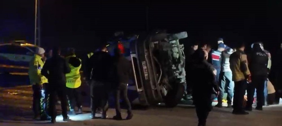 Ankara'da feci kaza: İki ölü, 12 yaralı