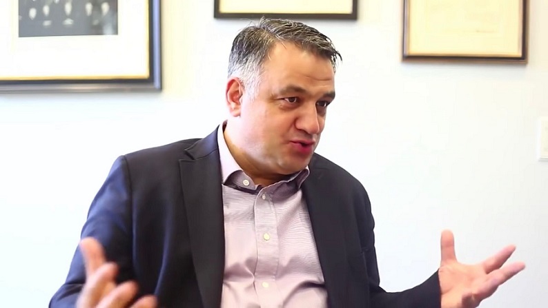 Eski milletvekillerinin 'trafik cezalarından' muaf tutulmasına Suat Kınıklıoğlu'ndan tepki!