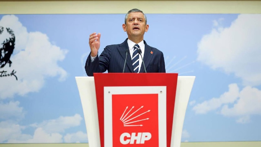 Özgür Özel'den 'dokunulmazlık' resti: 'Gelen gelsin, alabilen alsın!'