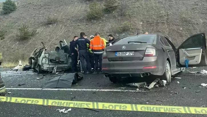 Ankara'da feci kaza: 5 kişi hayatını kaybetti!