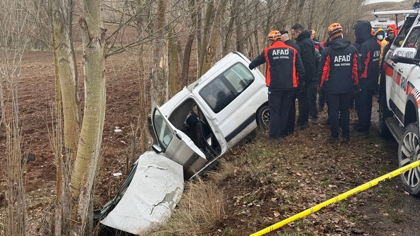Sivas'ta hastane yolunda feci kaza: Bir aile yok oldu