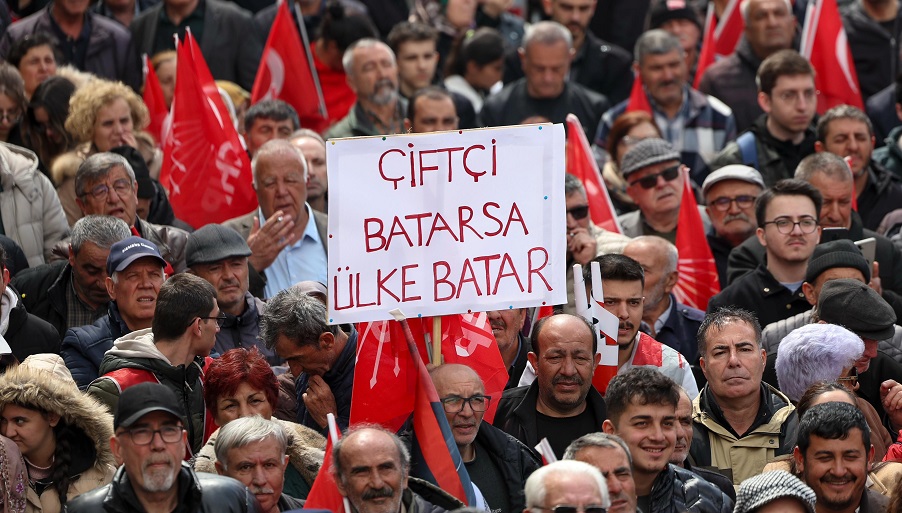 Özgür Özel Nevşehir'de: Erken seçim istiyoruz! Kaçamazsınız