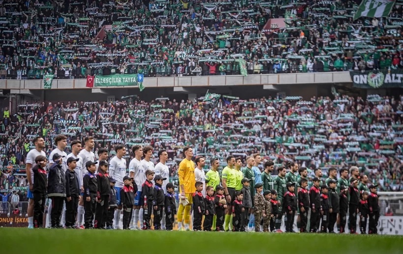 35 bin Bursasporlu bir şehri fethetti: Böyle deplasman görülmedi