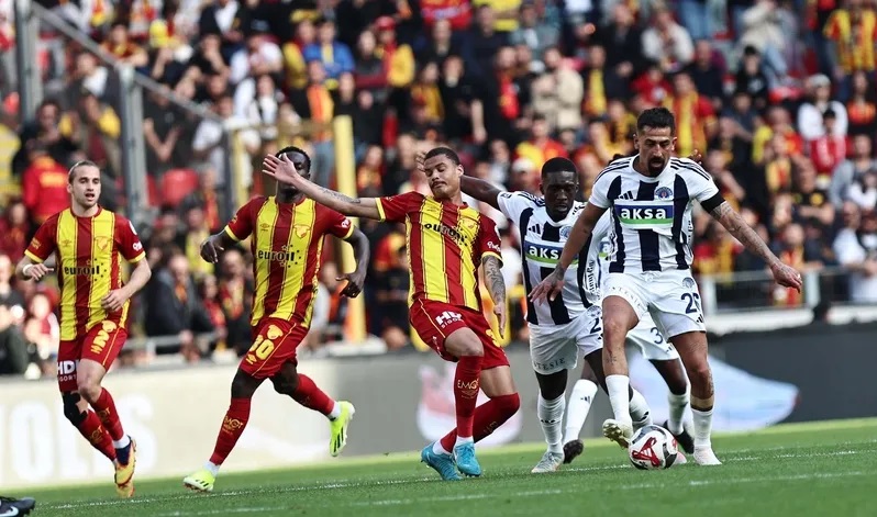 Göztepe 3-3 Kasımpaşa