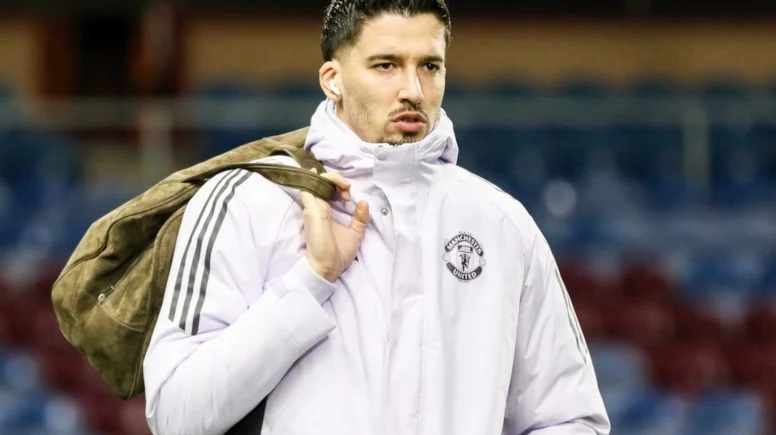 Altay Bayındır Türkiye'ye geri dönüyor! İngiliz basını döneceği kulübü açıkladı