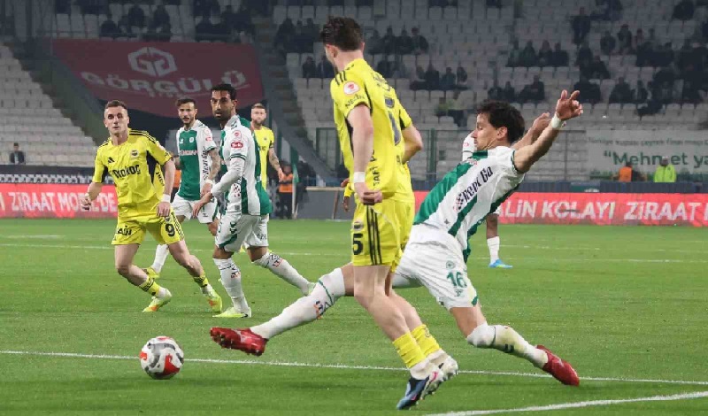 Fenerbahçe, Ziraat Türkiye Kupa'sına veda etti!