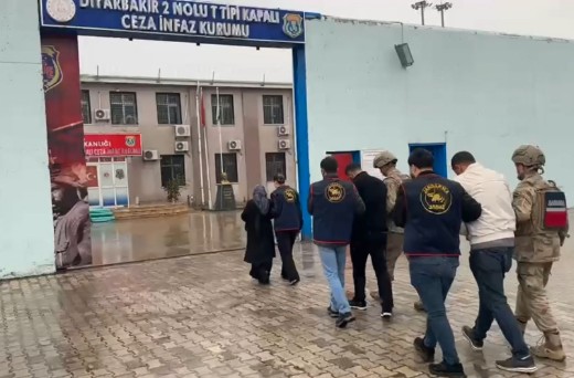 Diyarbakır'da 14 yıllık cinayette baba ve kuzenler tutuklandı