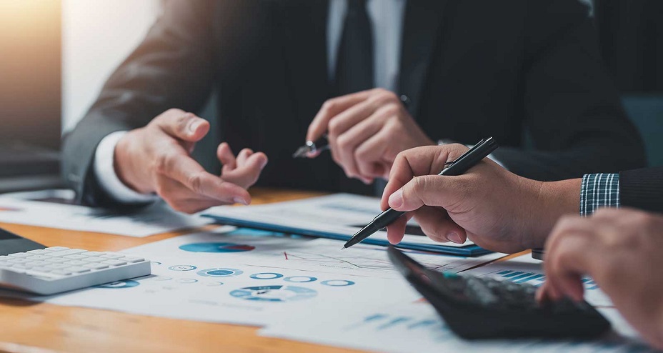 18 ile büyük müjde: Vergi yarıya düşüyor, maaş desteği devletten