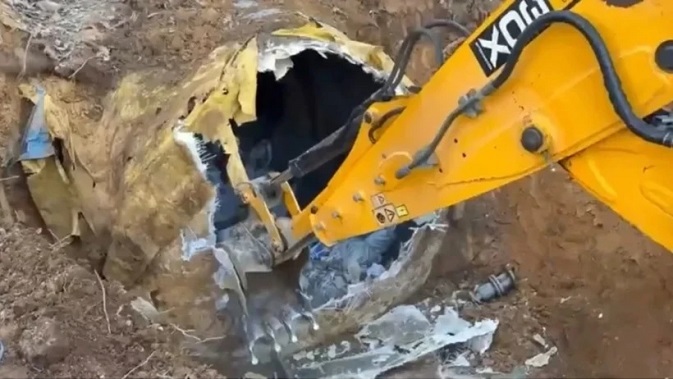 İstanbul’da büyük operasyon: Toprak altında binlerce silah parçası ele geçirildi