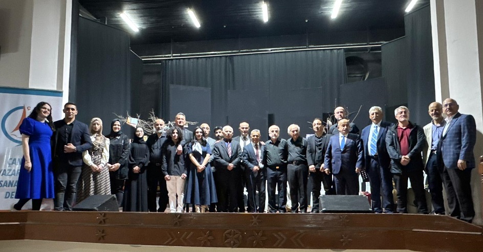 ÇAYASAD'ın 'şiir dinletisi' şehri şiire doyurdu