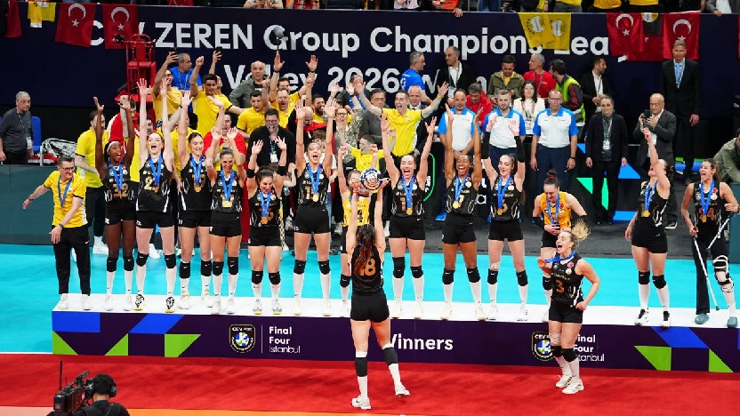 CEV Şampiyonlar Ligi'ndeki Türk derbisinde kazanan VakıfBank! 7. kez Avrupa'nın en büyüğü...
