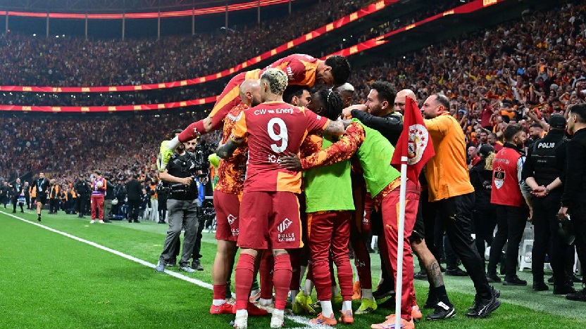 Galatasaray 26. kez şampiyon: RAMS Park'ta 6 gollü maçta kazandı: 4-2
