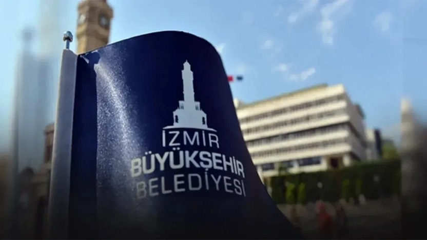 İzmir'de yeni operasyon: Eski belediye bürokratlarına gözaltı