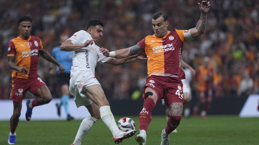 Abdülkerim Bardakçı'dan Galatasaraylı eski 2 yıldız için dikkat çeken açıklama: 'Yerlerini dolduramadık'