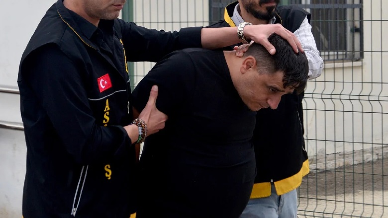 Adana'da 5 bin lira için kuzenini öldürdü! Suriye'ye kaçarken yakalandı