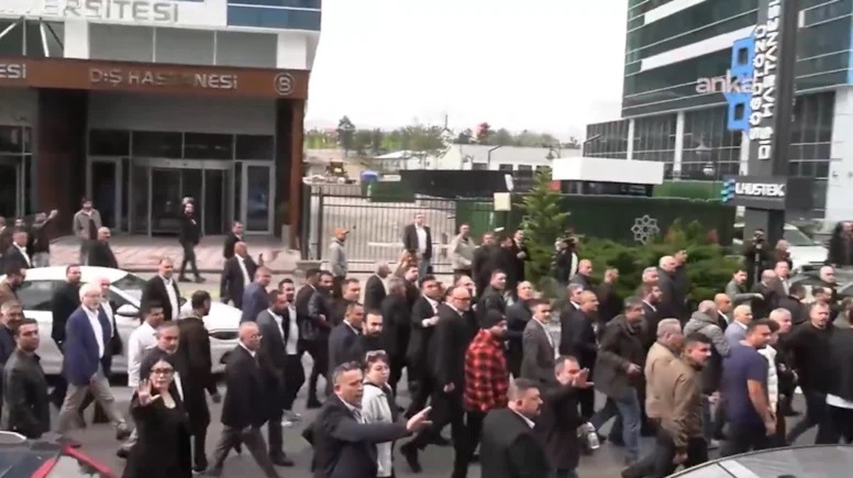 CHP Genel Merkezi 'polis ablukası' altında! / CANLI