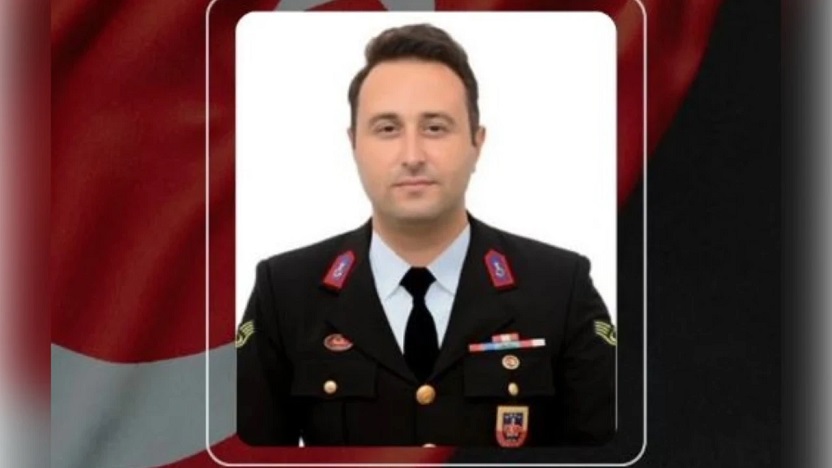 Otoyoldaki kazada Jandarma Astsubay Üstçavuş Yusuf Ergün şehit oldu