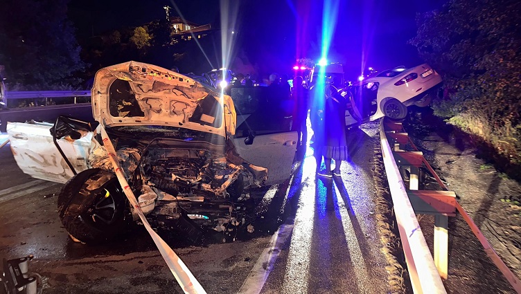 Burdur'da zincirleme facia: 4 ölü, 11 yaralı