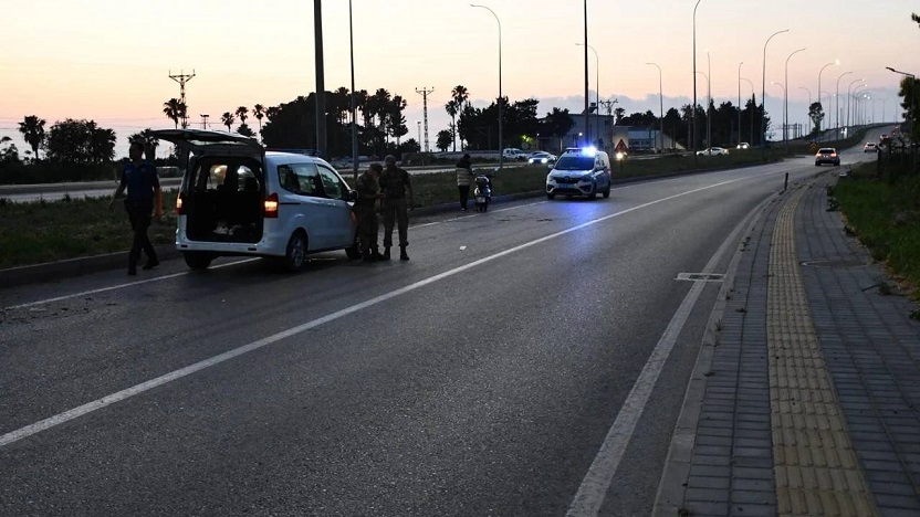 Hatay’da motosiklet kazası: Devrilen motosiklette 2 kişi yaşamını yitirdi