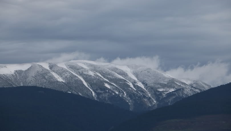 Çankırı'nın Ilgaz'ına 'Mayıs' ayı sonunda kar yağdı