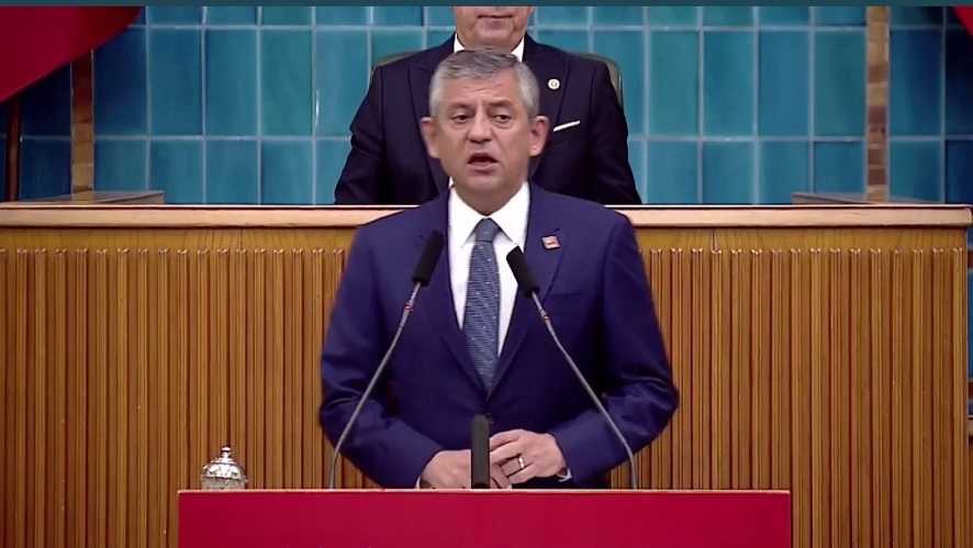 Özgür Özel'in grup toplantısı / CANLI