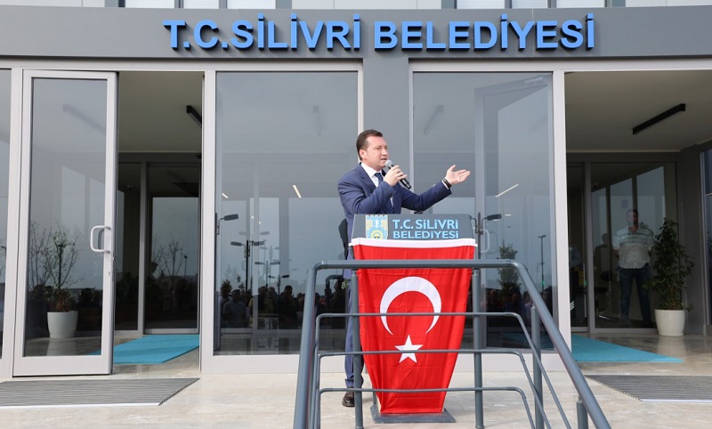 Silivri Belediyesi'ne operasyon: Belediye Başkanı gözaltına alındı