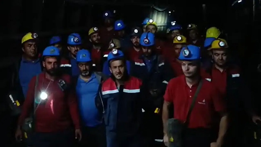 Direnişteki Özşen Madencilik işçileri yer altında açlık grevine başladı