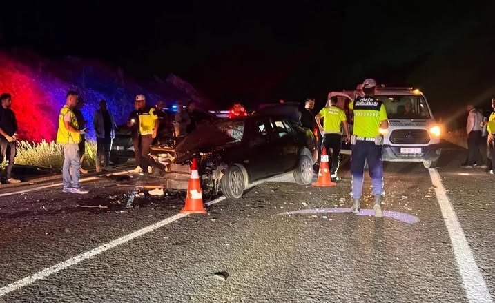 Şanlıurfa-Suruç karayolunda feci kaza: 2 ölü, 6 yaralı