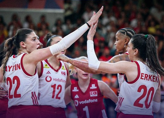 Filenin Sultanları, Almanya'yı 2-0'dan dönüp 3-2 ile devirdi