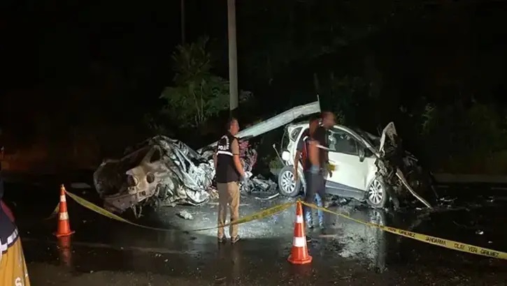 Rize'de zincirleme kaza: Üç ölü, 4 yaralı