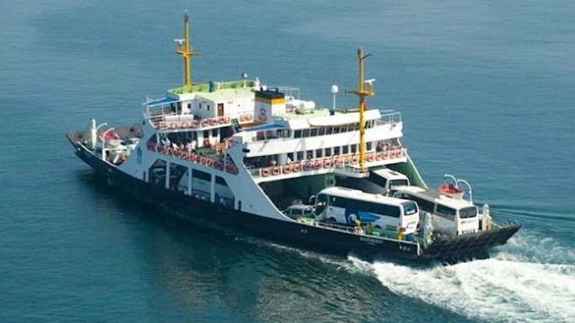 Bozcaada'ya yaz boyu midibüs ve otobüsle geçiş yasaklandı