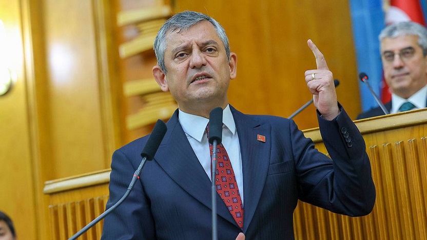 Özgür Özel'den büyük tepki: 'Ankara'da utanç verici şeyler oluyor'