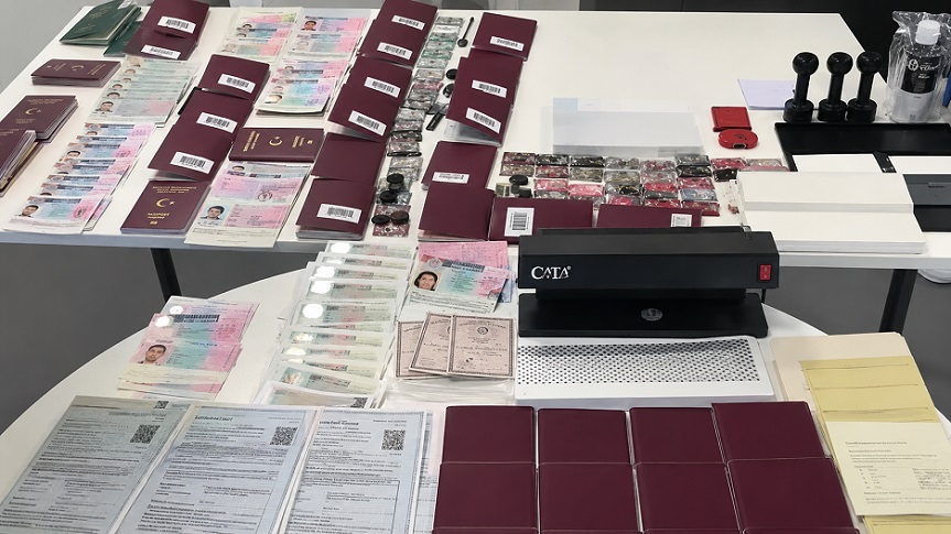 İstanbul merkezli 8 ilde sahte belge operasyonu