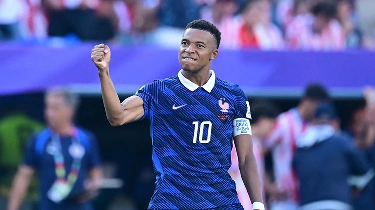 Paraguay 0-1 Fransa